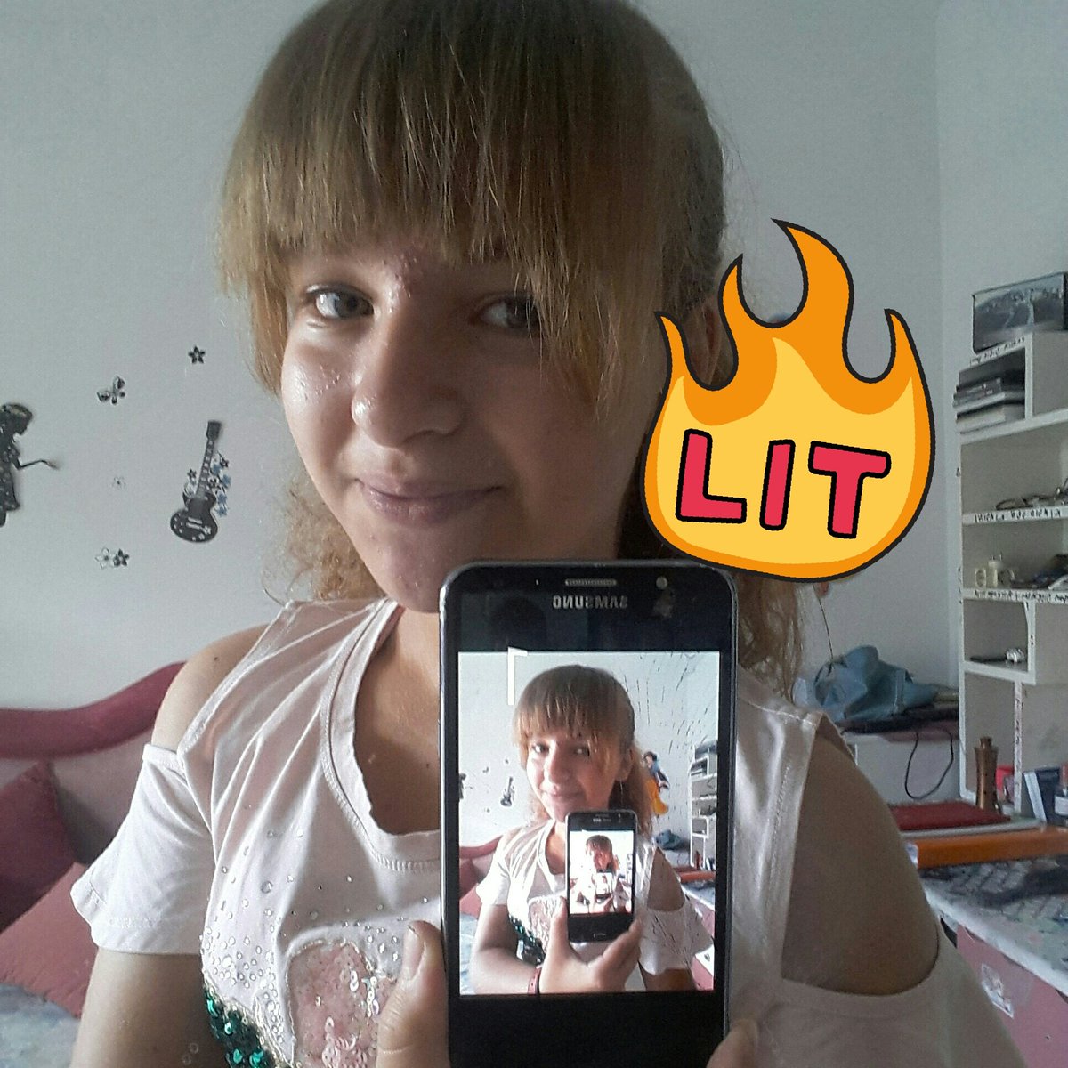 Damla Şanal (@imeneessafi) on Twitter photo 