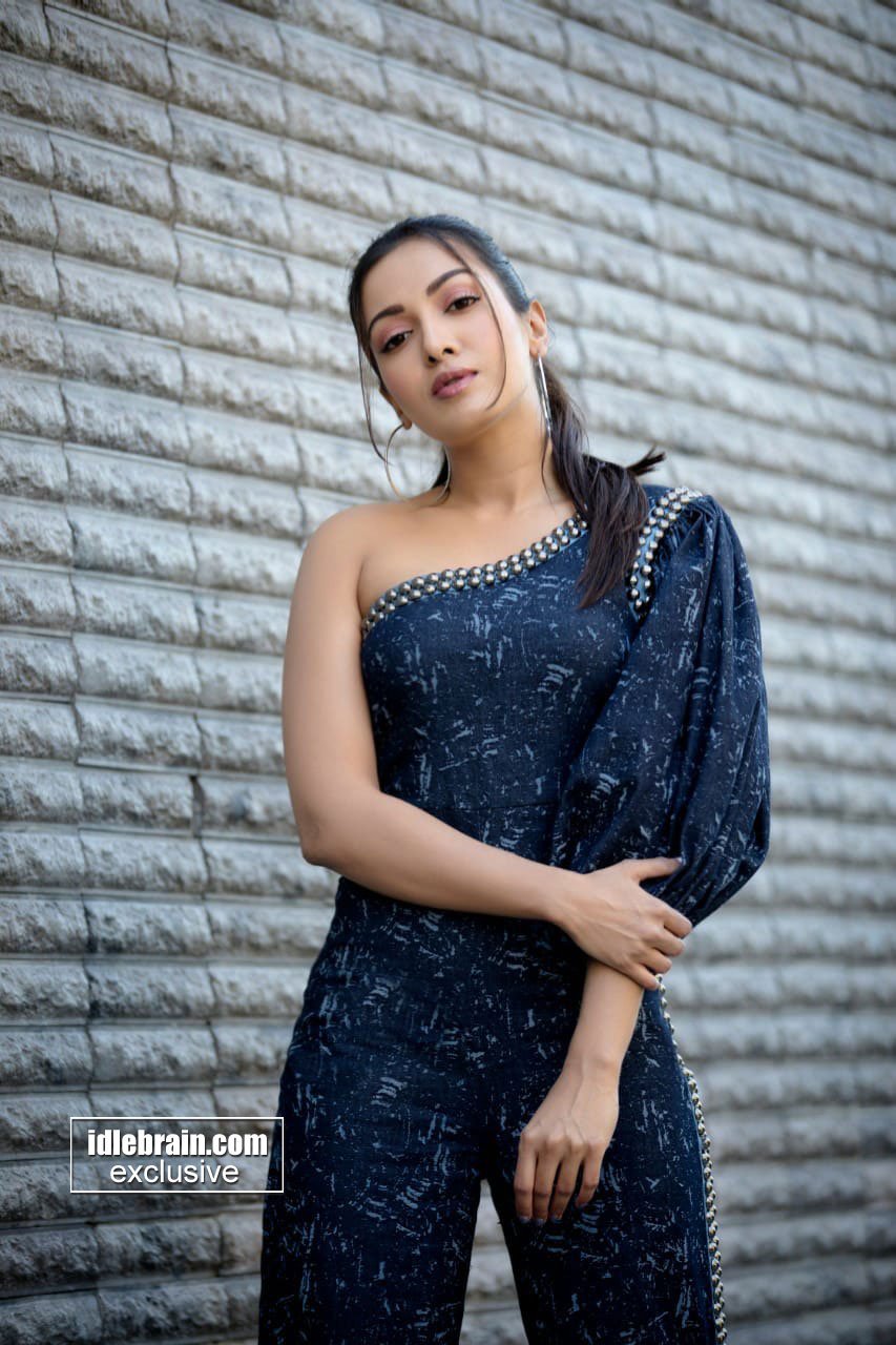 EGBA2IZU0AA7inW?format=jpg&name=large