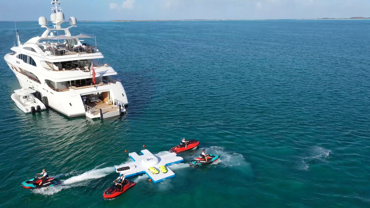 It was great to see so many of you admiring the new @funairfun Toy Island on the water during MYS2019. To find out more about this fantastic solution from the innovative team at FunAir, please visit:
bit.ly/2GQZNeD