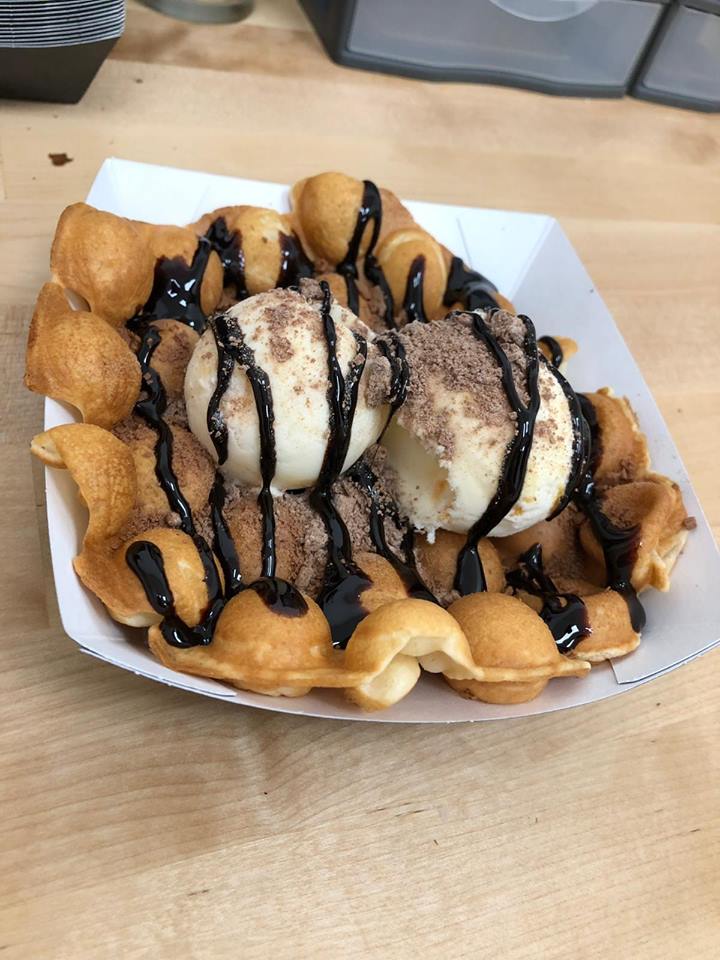 WellswayPTA's tweet image. Shout to one of our sponsors @shakeexpress Keynsham. If you haven't already visited this family run milkshake bar at 5 Market Walk, you really should. Over 120 flavours plus hot shakes, smoothies, hot chocolates, coffee, tea, snacks.