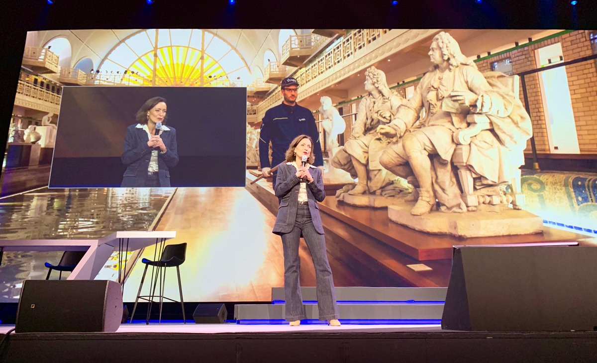 J’ai eu le grand plaisir de présenter les métiers de @Dalkia à la Convention Clients <a href="/EDFofficiel/">EDF</a> à Nantes. Ensemble, nous sommes fiers de contribuer à la lutte contre le #changementclimatique! #engagement #AmbitionHumaine