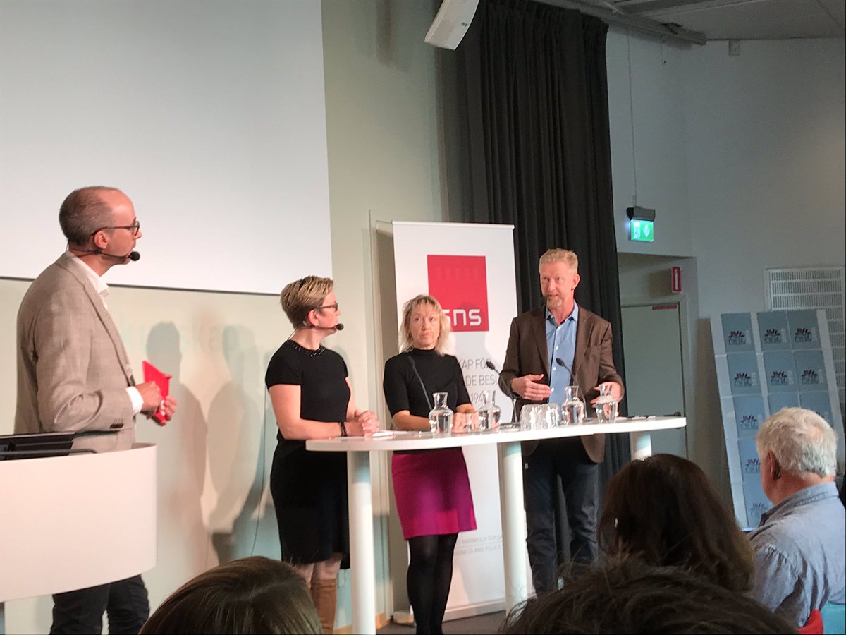 _asa_lindh's tweet photo. @snskunskap Jan Larsson: dags att lägga fram hypoteser och börja provtrycka dessa #snskunsksp https://t.co/AoDIjqflGJ