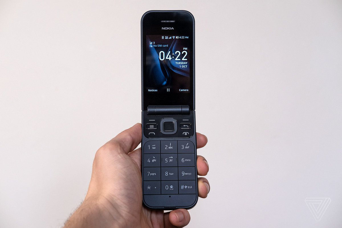 Nokia 2720 Flip review: proof you can’t opt out of the smartphone generation