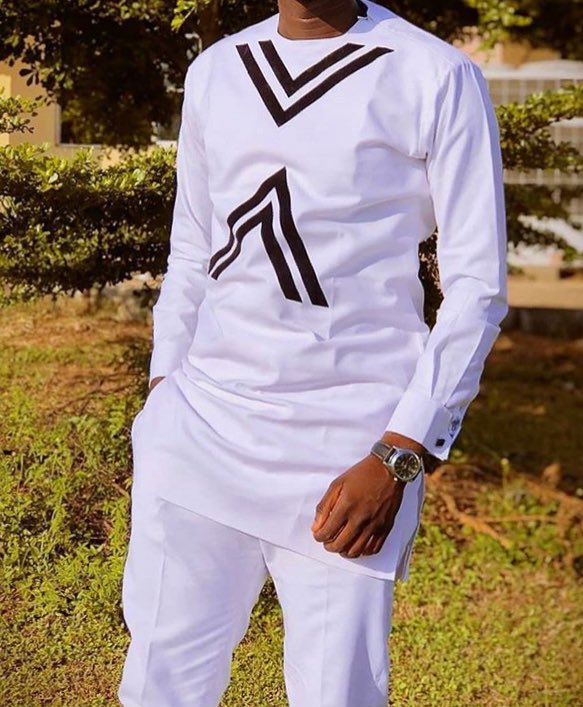 dtailoredwizard's tweet photo. I donโt know who you are but donโt you think getting this tailored on you is going to get you your dream bae @Vendorhub_TV #davido #TGIFtacha #chrishbrown #NationalBoyfriendDay #nationalboyfriendsday #trend #trending #followforfollow #TGIF #motivationalwear #lowerbody https://t.co/dxoBO1HvSQ
