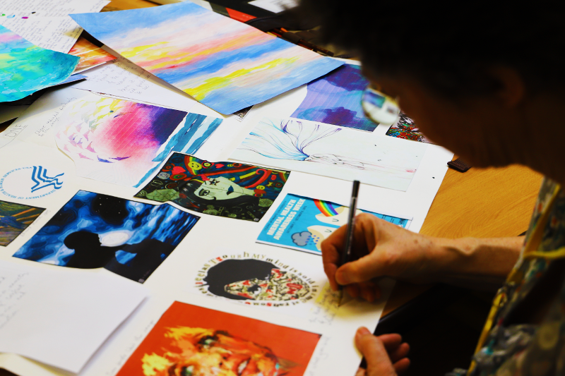 AEWolverhampton's tweet photo. Are you interested in developing your skills in painting & drawing? Develop your creative passion at Adult Education Wolverhampton! π¨
Find out more on our website β‘οΈ https://t.co/wXiEN7GrII
#StillTimeToEnrol #CreativeCourses #Wolverhampton https://t.co/6GRHsdrOlM