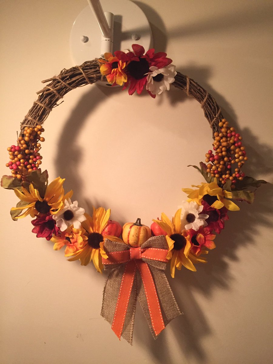 peedee2008's tweet image. More stuff I’ve done!!! #diy #falldecor