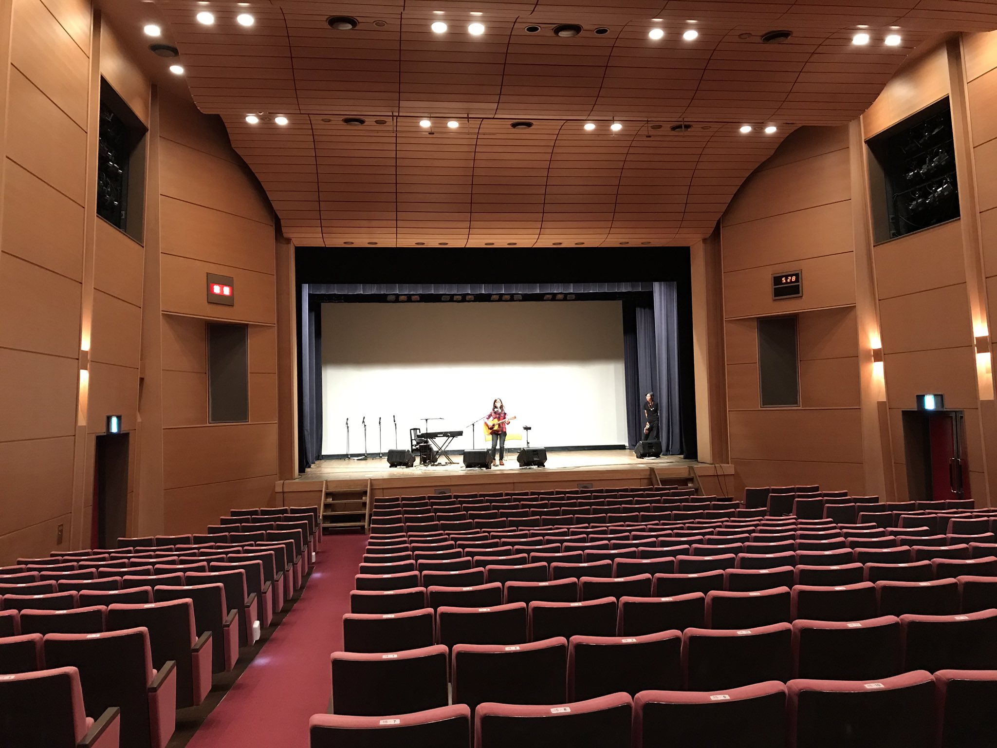 ほくしか鹿鳴ホール 大館市民文化会館 公式 Twitterren 明日の フォークソングのつどい2019 Inほくしか鹿鳴ホール チケットは完売いたしました 当日券の販売はございませんのであらかじめご了承ください フォークソングのつどい 大館市民文化会館