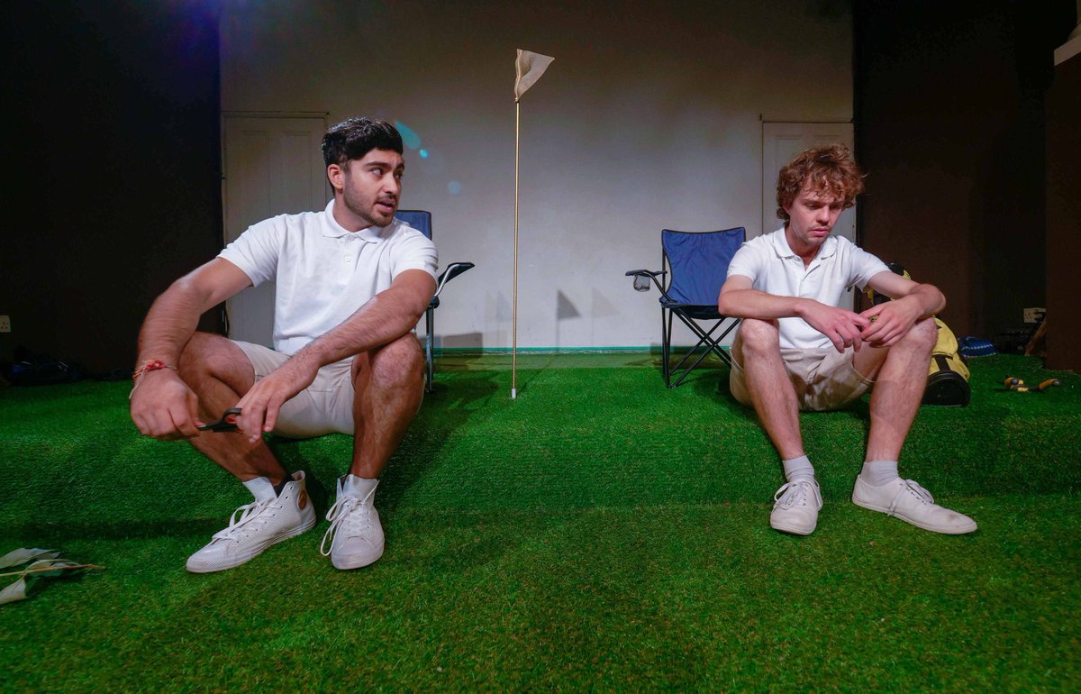 "The Open gives a comic dystopian view of a future Britain... Above all this it is essentially a play about friendship and whether relationships can survive divisive times." 
- View from The Outside 🎭

viewfromtheoutside.blog/2019/10/03/the…