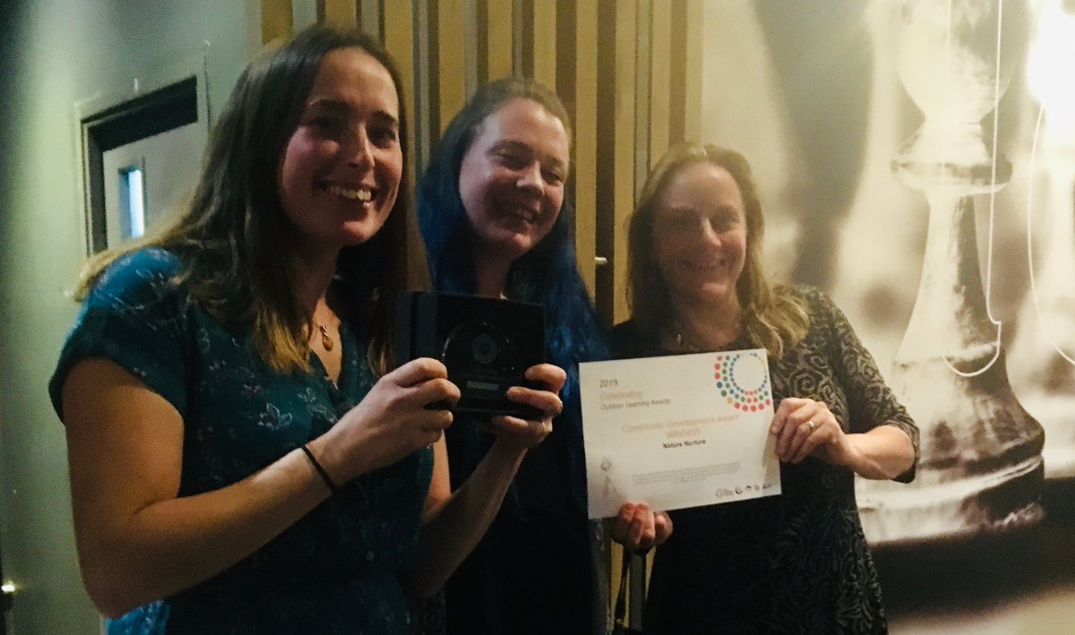 NatureNurture_'s tweet image. Last night at the @IOLOutdoorProfs  awards we were delighted to scoop the 'Community Development Award' for our 'Mission Lousehill' project in West Reading. Thanks for voting!