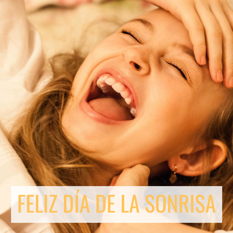 H15House's tweet photo. ¡Feliz Viernes! Hoy os queremos felicitar un día muy especial, el #DíaMundialDeLaSonrisa 😄 ''La sonrisa es el interruptor que enciende la luz más brillante del universo" 💫 ¡No dejéis NUNCA de sonreír y alegrar vuestra vida y la de los demás! https://t.co/fMAPZ7KFh3