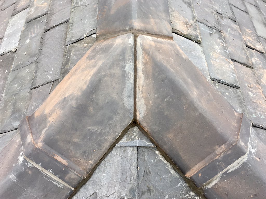 Another customer delighted with the finished quality of their roof by F-R-S. For a competitive estimate please call Foxy on 07506076937 #FRS #roofing #slateroof #leadwork #leadvalley #roofhips #WelshSlate