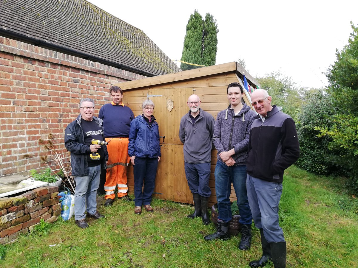 Huge thanks to Cllr Paul Barrington-King for the KCC Members Grant for our community allotment shed! And to our great #volunteers :) <a href="/KCCpressdesk/">KCC Press Office</a>