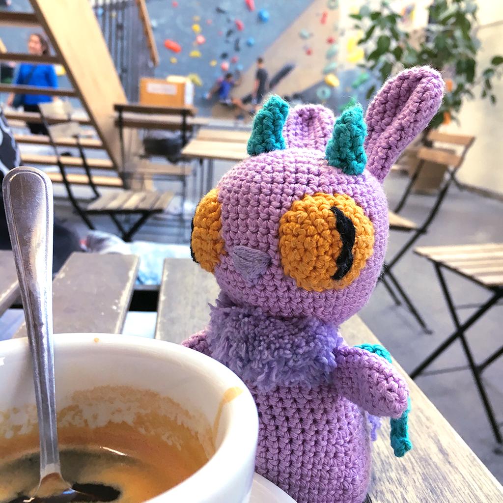 drakenbun's tweet photo. Still recovering from the height!
Coffee comforts, coffee never betrays!
(unlike a certain someone....)
#bouldern #boulder #climbing #blockfabrik #drakenbun #allhailthedrakenbun #drakenbunforpresident #coffeelover #coffee #coffeelove #espresso #espressoplease https://t.co/42UOEwzRdf