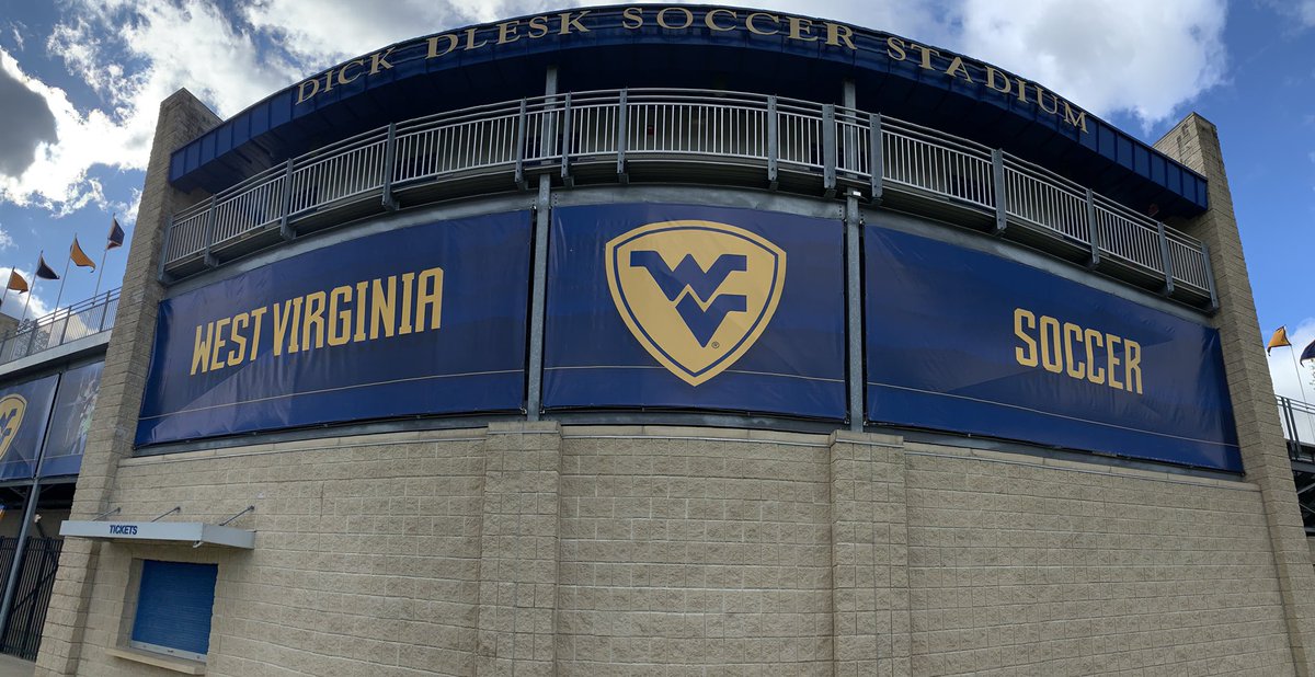 WVUMensSoccer's tweet photo. Homecoming starts here.
#HailWV #WNU19 https://t.co/8FgWYJYbeg