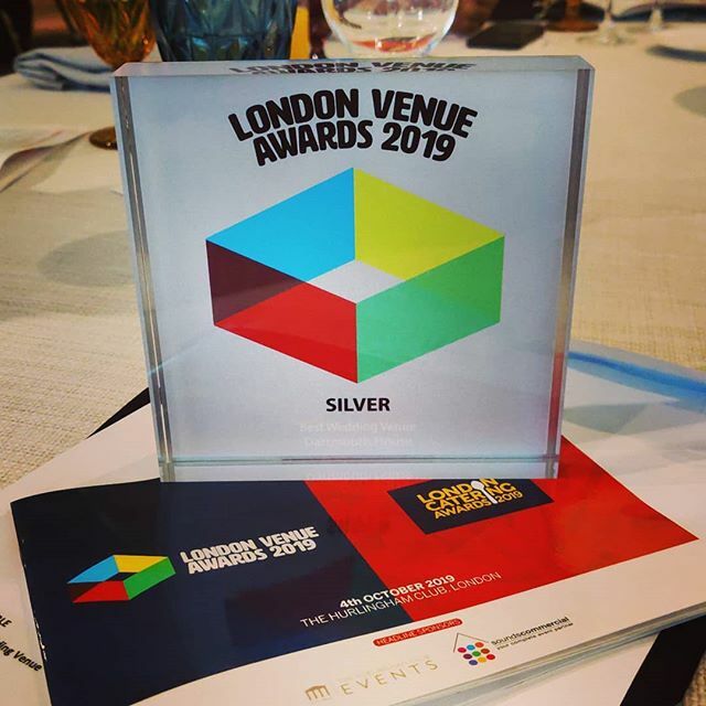 Silver award at the London Venue Awards!!!!! 🎉🎉🎉🎉
#LVA19 #dreamteam
@dartmouthhouseweddings