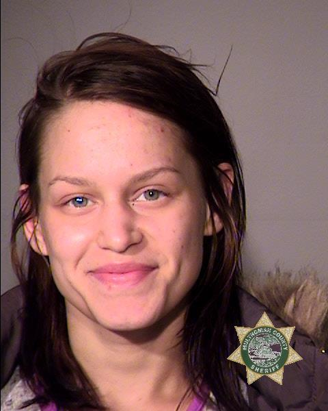 KATUNews's tweet photo. Police identify woman suspected of stealing mail truck, crashing into TriMet lift bus https://t.co/LunAwoGfH8 https://t.co/oq9QJY88NG