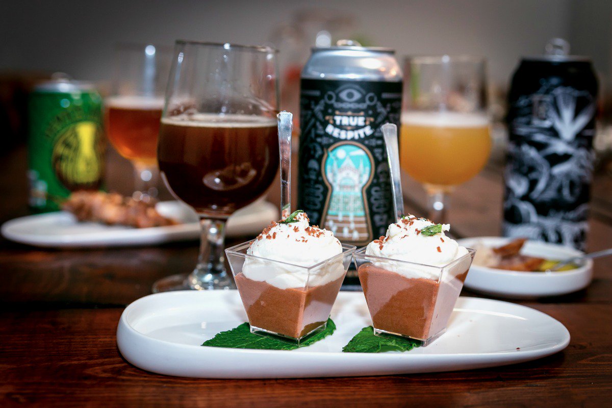MontgomeryParks's tweet photo. Today is World Smile Day.
Bring a smile to a friend's face with a kind gesture. Get two tickets to Toast to Taste and spend time togther sipping local craft brews and savoring paired dishes.
Toast to Taste is October 12, 1 to 5 pm: https://t.co/gowDtpM3uV.
#ToastToTaste https://t.co/ewCdtdwZmP