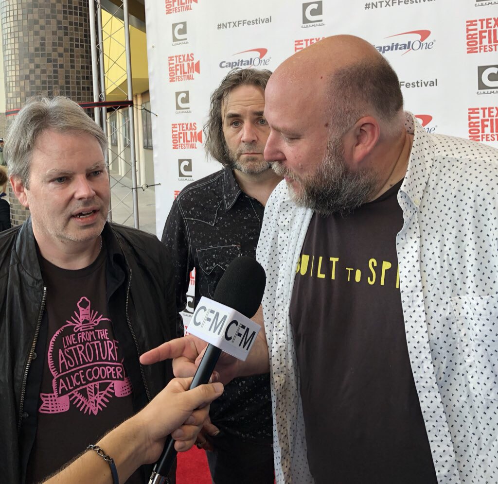 collegefilm's tweet photo. AWESOME speaking with Steven Gaddis @GoodRecords , Aaron Thedford and Chris Penn about their new film Live from the Astroturf @FromAstroturf
Such a great film and story!
@WeareDallasFilm
#NTXFF #NTXFFestival #RedCarpet #FilmTwitter #indiefilm #SupportIndieFilm
#alicecooper https://t.co/OLChSxgsOb