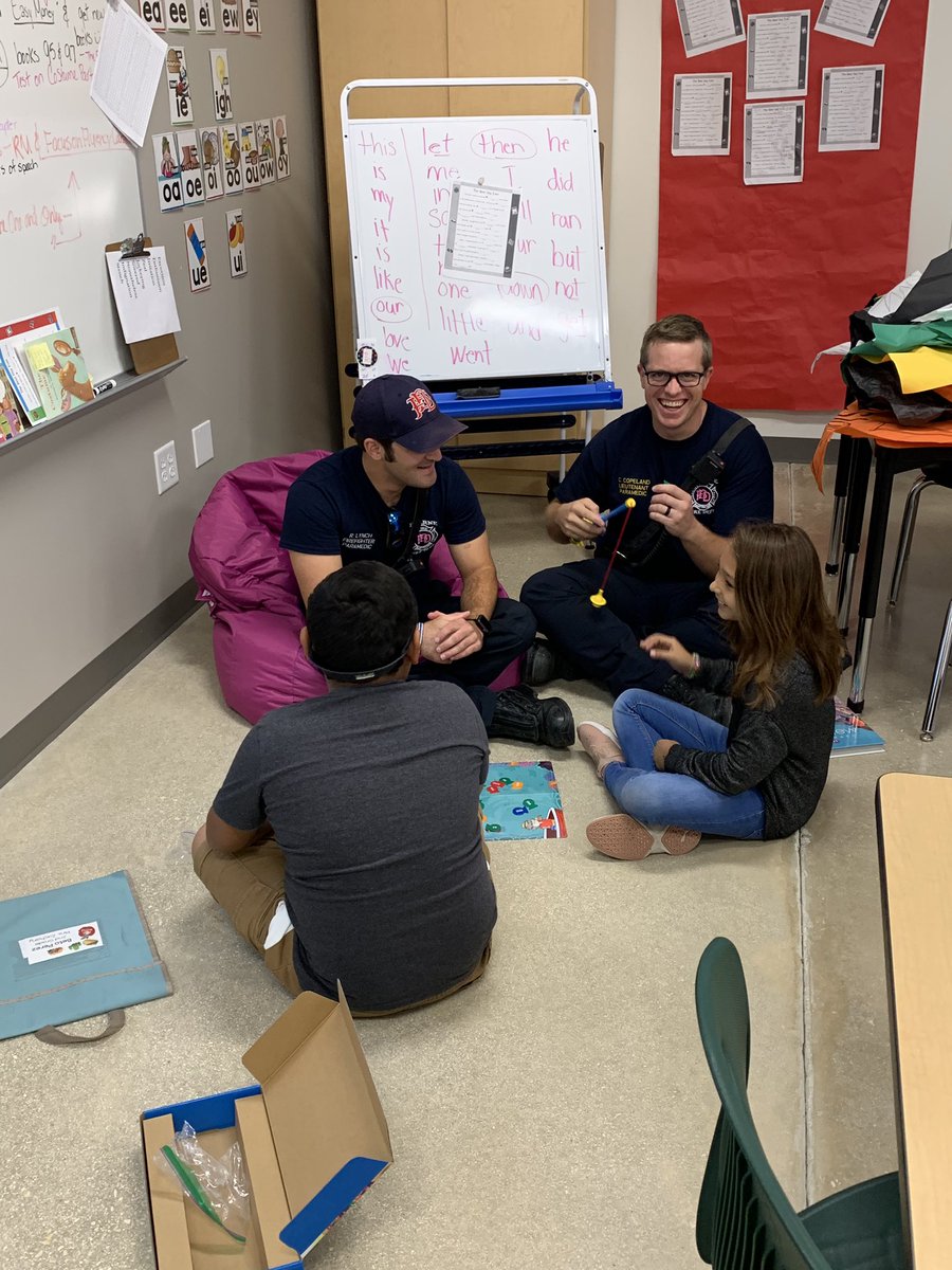 Melania Ionescu tweet media