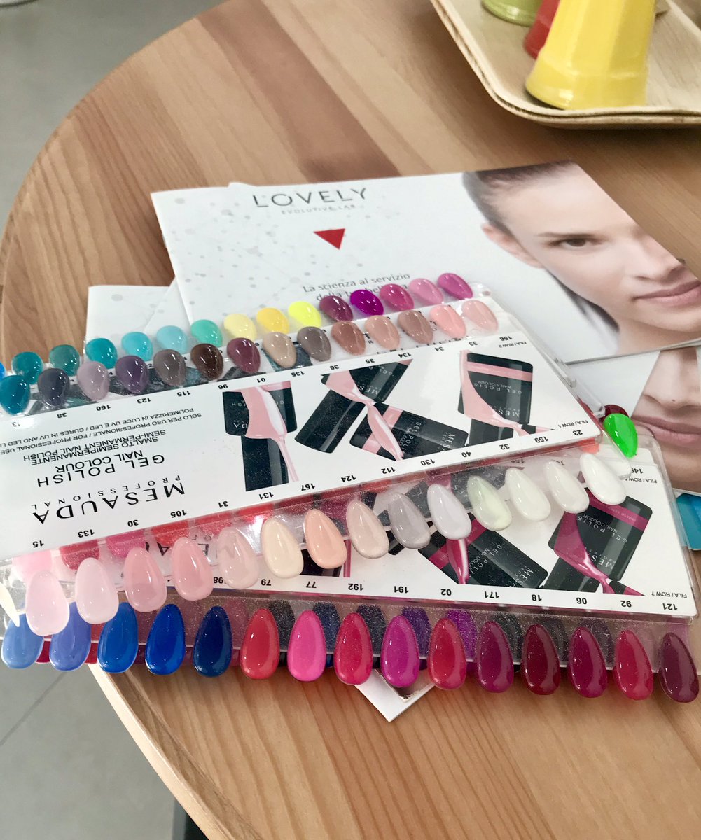 loryschannel's tweet photo. L’imbarazzo della scelta 😍😍😍
#nails #relax #look #mylife #spa #mesauda https://t.co/w9bTImWkzm