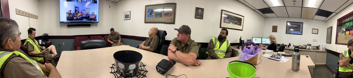 Edie4gzus's tweet photo. #SafetyChampions #CoChairCall #WeAreAllIn #LoveMyCoChairs #RedRockRocks #GoDogersOnThree 💙⚾️💙@espeirs_liz @jt_ups @DEncaladeUPS https://t.co/yNNmLk0ozq
