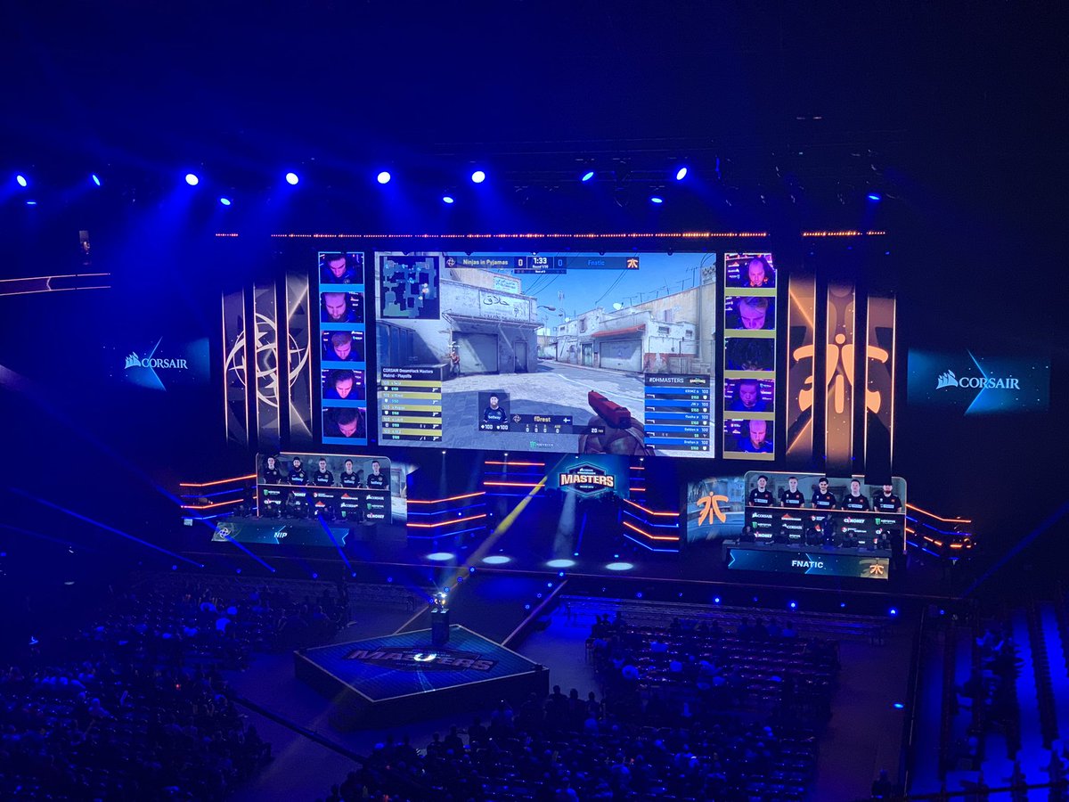 The masters are up &amp; running 🔛 #dreamhackmasters #DHMasters