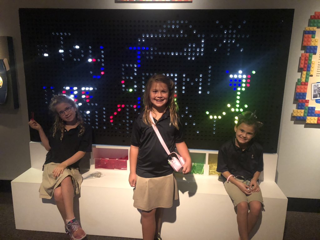 RuesCrew's tweet photo. Having fun at our first stop of the day - the NC Museum of History. @PLPLowerSchool https://t.co/vNpCQuYyFE