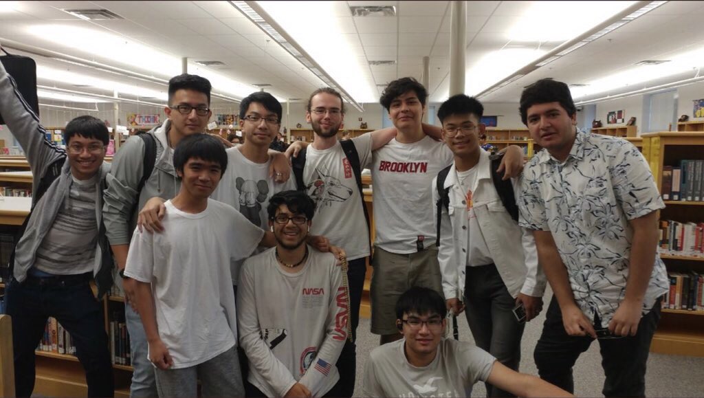 PixelFish416's tweet photo. #lancerspirit20 https://t.co/yvZZuD9f3n