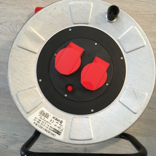 FerGalanti's tweet photo. #offertissima: Avvolgicavo con tamburo METALLO FME 14340, sezione cavo 4x2.5, 2 prese 2p+t con disgiuntore. #sconto10%.
Solo x gli amici di @Twitter spedizione gratis!
@atimo13 @termobrianza @Rob_Capp @FalegnameriaTom @MichaelForni @CasaSerramento https://t.co/cpEENPfblA