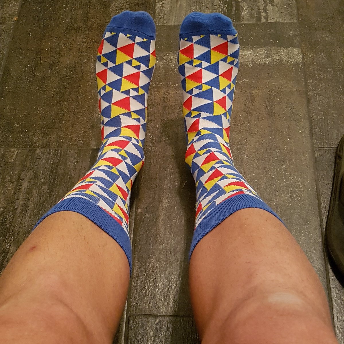 MightyMustang25's tweet photo. #funkysocksfriday @SPSSabres https://t.co/oXuFFnVy5l