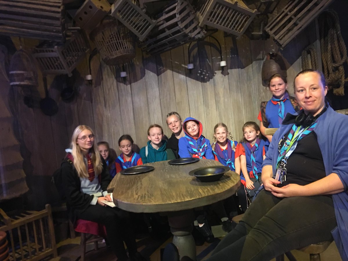 NWSuffolkGirlguiding tweet media