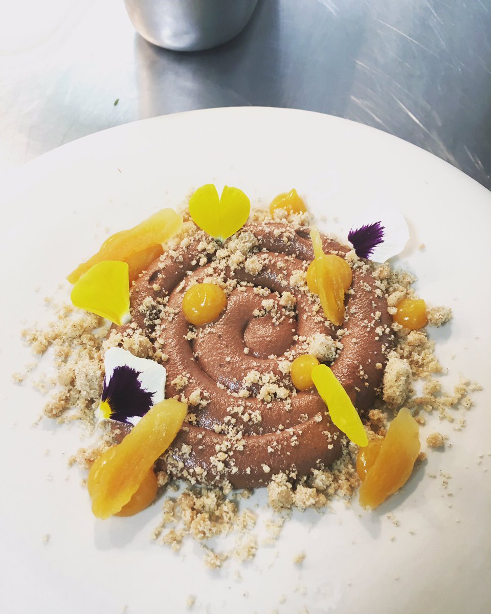 ImmyParrish's tweet image. Dark Chocolate Mousse with Spiced Crumble, Apricot Gel, Dried Apricots and Violas Flowers. #Octobermenu #Newdish