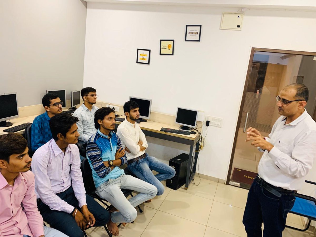 Today's Workshop on Machine Learning with Python
contact:7014627305
#python #programingcourses #Projecttraining
#traininganddevelopmentcenterinahmedabad #machinelearning #wordpress #softwaredevelopment #corporatetraining #websitedevelopment #cybersecurity #Java #freeinternship