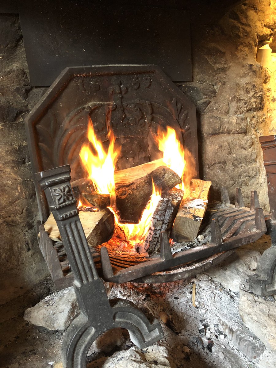 Ladies and gentleman... it is THAT time of year again! Come down to the plough to enjoy a drink next to our gorgeous open fire!