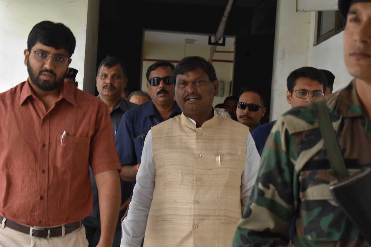 DC_Ranchi's tweet photo. During #Review meeting proposals from honorable MLAs of different assembly constituencies were also accepted.
@MundaArjun
@cmojhr
@dasraghubar
@navinjaiswal4
#DevelopingRanchi #GrowingRanchi #DISHA https://t.co/BVvqLNH2Ut