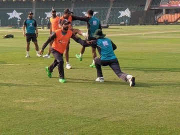 GameSportsMgmt's tweet photo. - @TheRealPCB Pakistan team warm-up session!

#PAKvSL #Lahore #GaddafiStadium #GamePakistan #GAME https://t.co/TWA1quznTZ