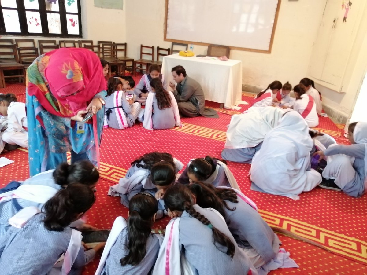 plf_pk's tweet photo. Session on Tech-enabled learning for children conducted by Naveed Aslam of ITA
#CLFMuzaffargarh #HumainKitabChahiye https://t.co/ZKBdao2jU4