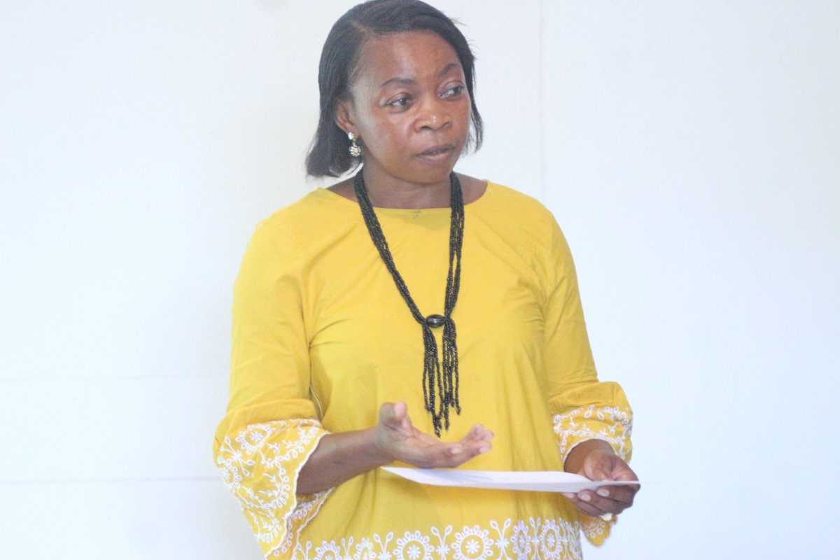 Este primer trimestre, la escuela ha tenido varias visitas importantes. los cuales han dado charlas de motivación, de creatividad y de comunicación. Y los visitantes fueron: Don Antero ALMEIDA DE PINA, Doña Laura NCHAMA ONDO y Don Ladislao BAPORY SITE. <a href="/UNICEFGuineaEcu/">UNICEF Guinea Ecuatorial</a>  <a href="/BBCNews/">BBC News (UK)</a>