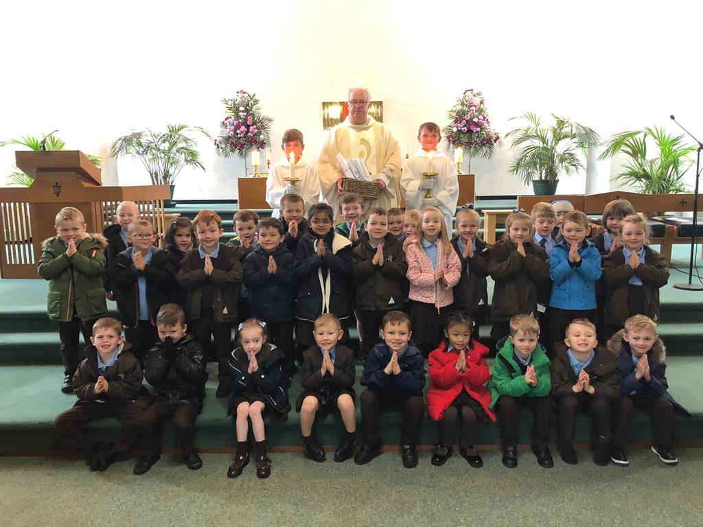 stfrancisoa's tweet photo. Well done P1 for your outstanding behaviour today. You made us all so proud and it was a fantastic start to our feast day celebrations #proudschool #welldoneP1 #stfrancisofassisiday #thisisoirfaith https://t.co/h6Q1wZjyML