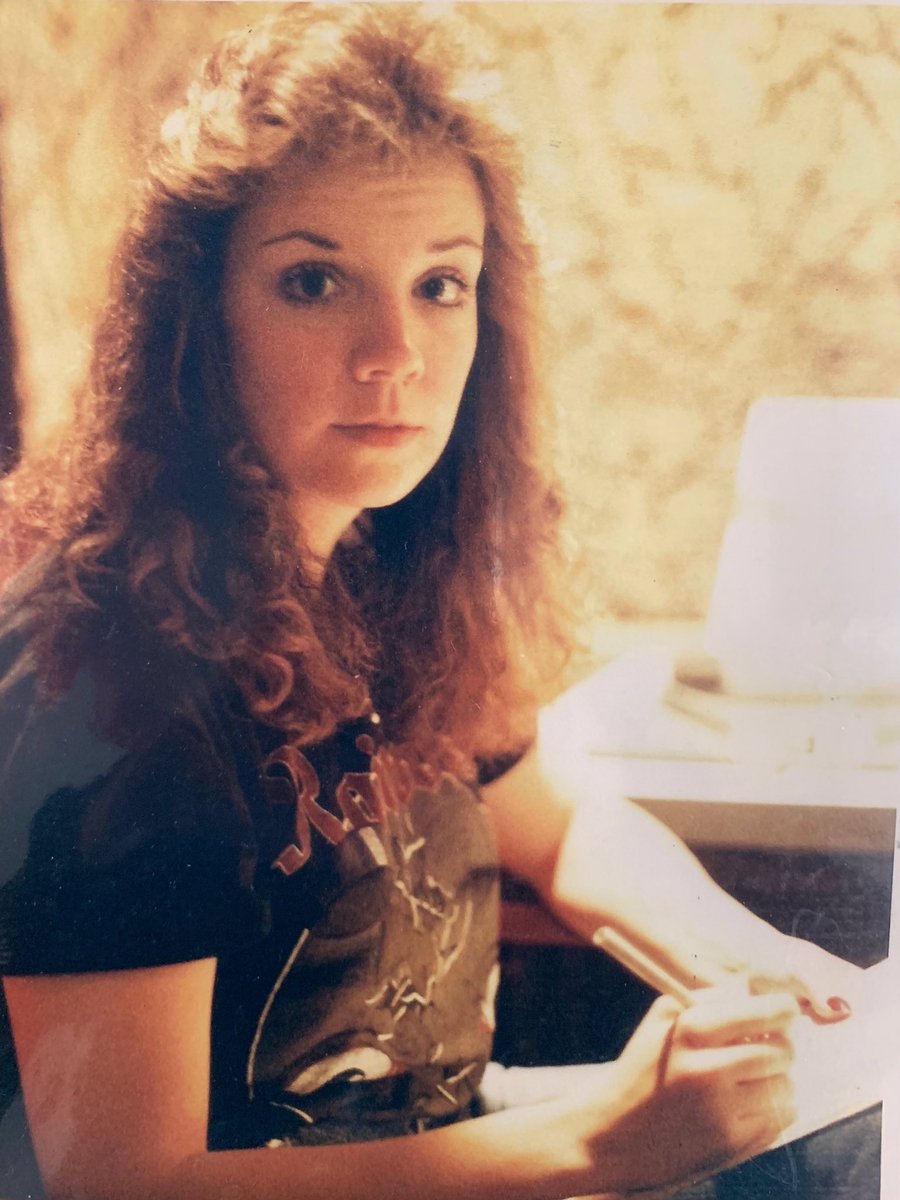 criswinter412's tweet image. With all my years in the #Radio biz, today I have to tip my hat to where it all started @CalUofPA and #WVCS on #CollegeRadioDay #collegeradioday2019 Signing the log.  Designing the radio station logo! #kid #blessed #Goodtimes #discjockey #DJ #dreamer