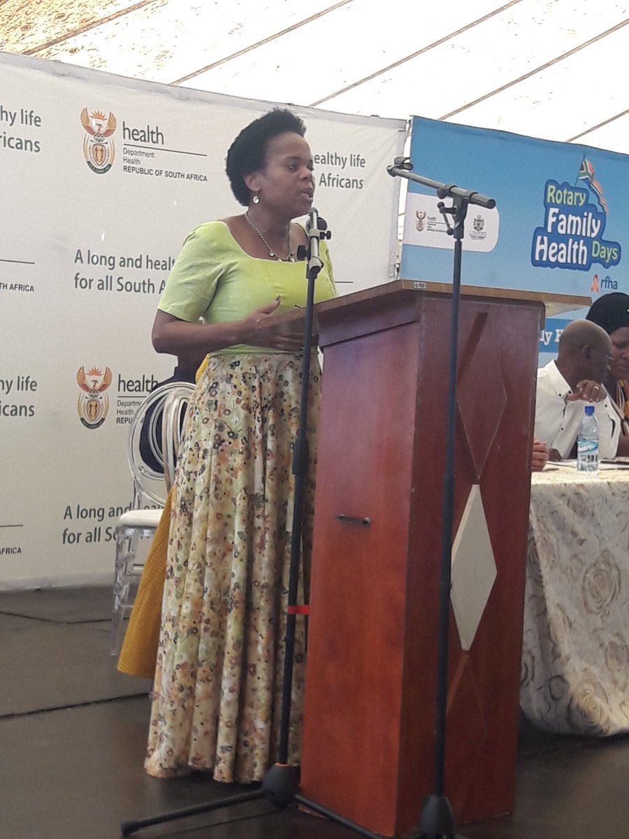 SA_AIDSCOUNCIL's tweet photo. Limpopo Health MEC, Dr Phophi Ramathuba introduces the keynote speaker, Dr Joe Phaahla Deputy Minister of @HealthZA
#ChekaImpilo #RotaryHealthDays #RFHD https://t.co/gNM8Mqpm5A