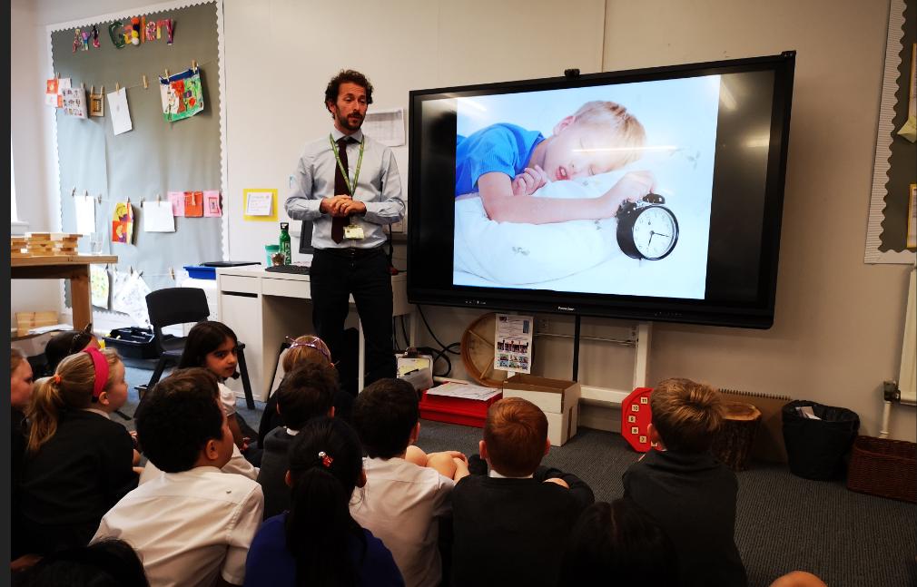 BraidbarPS's tweet photo. P4 and P2 really enjoyed hearing from Mr Royle about how he uses numbers and maths in his everyday life. #numbersareeverywhere #MathsWeekScotland @edscot_maths https://t.co/PHuHTzO5Xz