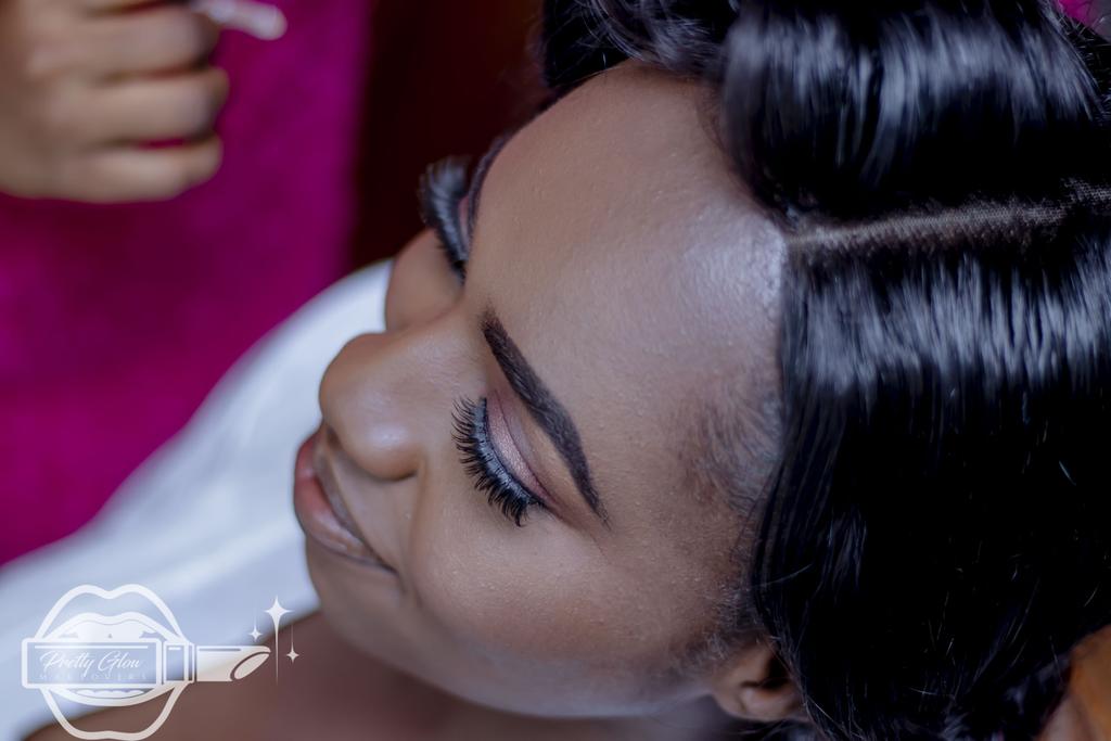 AboraAwo's tweet photo. Bride Alert 🚨
 #AboraAwo #Pretty_glow_makeovers 
#MMRS https://t.co/lVVIBdimyT