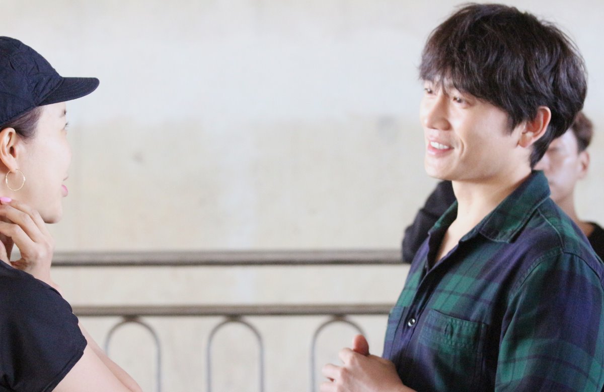 #지성 #곽태근

멋_지성/ 백지영 신곡 '우리가' MV 촬영현장 공개