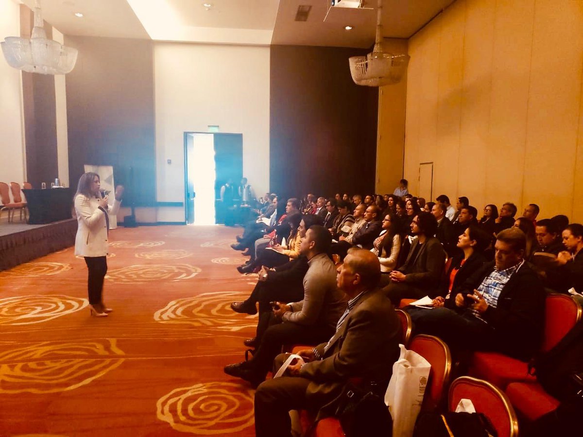 DAFP_COLOMBIA's tweet photo. Estuvimos con las entidades del #SectorAmbiente compartiendo la importancia de fortalecer los valores del #GobiernoAbierto que buscan mejorar la calidad de vida de los colombianos.
Avanza la construcción del IV Plan de acción #HaciaUnEstadoAbierto #UneteAlPlanAGA https://t.co/tUbAP48PBp