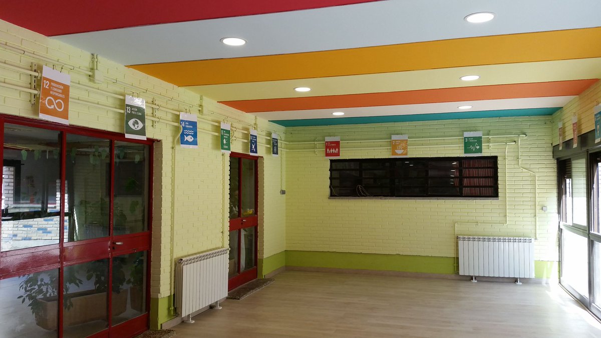 Recién terminado. Nuestro espacio ODS para encuentros, juegos y aprendizajes de #RedFormaciónMadrid en la <a href="/ComunidadMadrid/">Comunidad de Madrid</a> <a href="/vicente_alcaniz/">Vicente Alcañiz</a> <a href="/CRIFAcacias/">CRIF Las Acacias</a> <a href="/CFATNVO/">CFA Taller de Naturaleza de Villaviciosa de Odón</a> <a href="/LaChimeneaA/">CFA La Chimenea</a> Listos para el I Encuentro PEA. <a href="/CtifNorte/">CTIF Madrid-Norte</a> @CTIFMadridOeste <a href="/CTIFMadridCap/">CTIF Madrid Capital</a> <a href="/ctifmadrideste/">CTIF Este</a> <a href="/CTIFMadridSur/">CTIF Madrid-Sur</a>