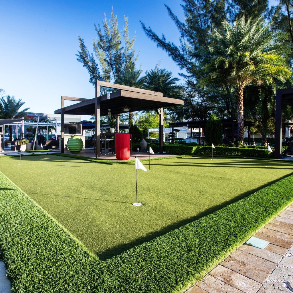 PatioDistrict's tweet photo. 🚨#PGA lovers: Did you know you could create the perfect #minigolf space in your own backyard? 
.
.

#PatioGoals #PatioMakeovers #OutdoorLiving #PremiumPatios #DesignerPatios #LivingSpaces #OutdoorLivingSpaces #ThePatioDistrict https://t.co/1c10X92qEV
