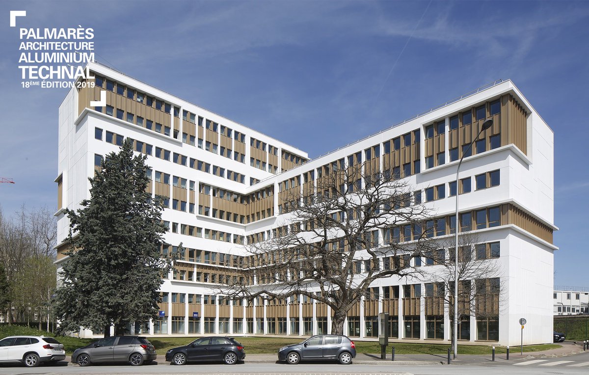 Le projet Métroscop a reçu cette semaine le Prix Technal 4114 à Saint-Pétersbourg. Pour en apprendre d'avantage sur cette opération de rénovation ternaire, rendez-vous sur Youtube.
youtu.be/dncZDxHVIVk
#architecture #award #environment #Innovations