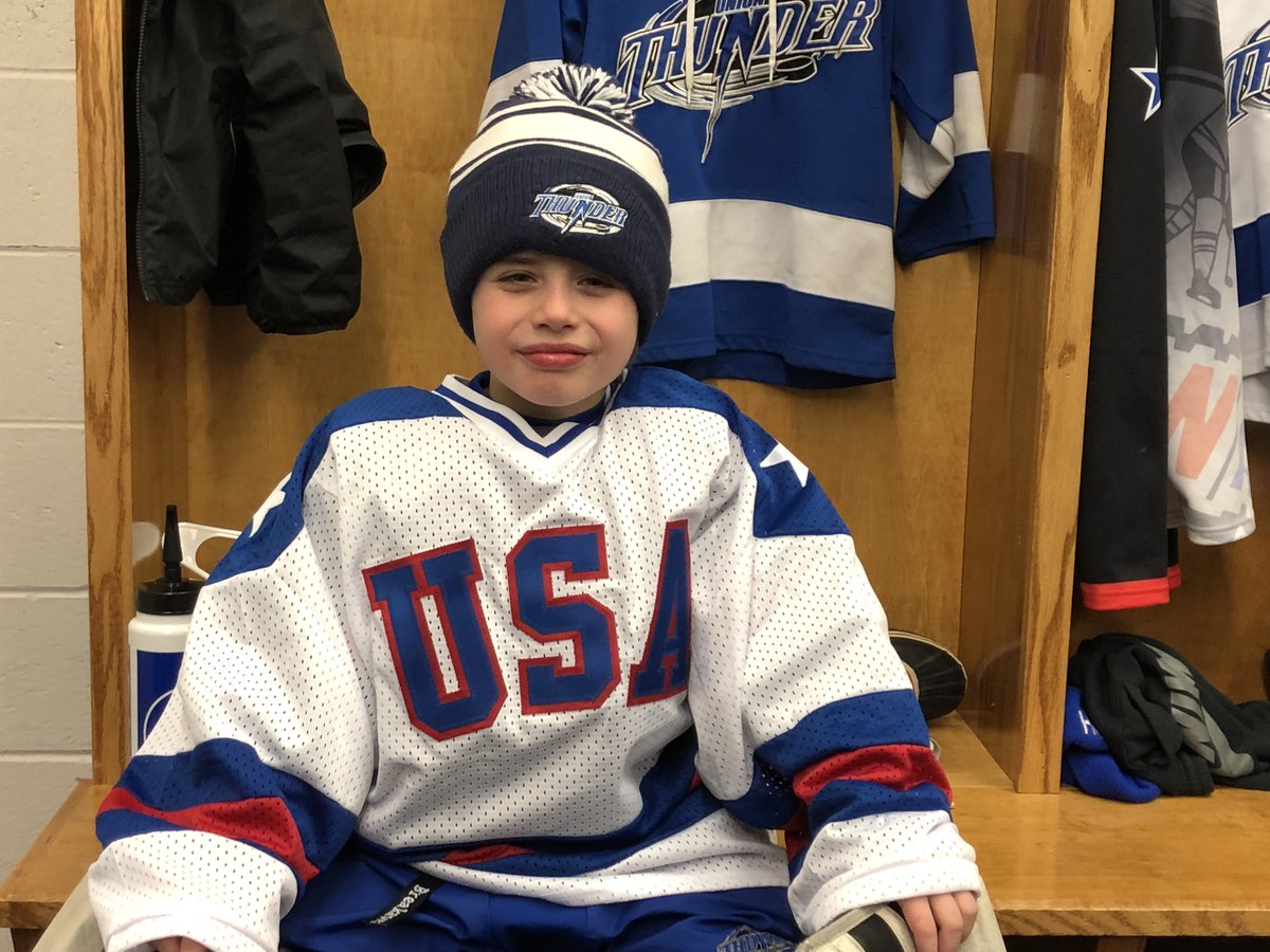 lpoliticb's tweet photo. @7BOOMERESIASON @therealkinghank  my '09 goalie - LUKE POLITI - would love your help! This is a challenge for hockey goalies. You can pledge $ for every save he makes during his games in October or a flat donation. https://t.co/hU9EUiNIfh search LUKE POLITI https://t.co/XzYiOXatIr