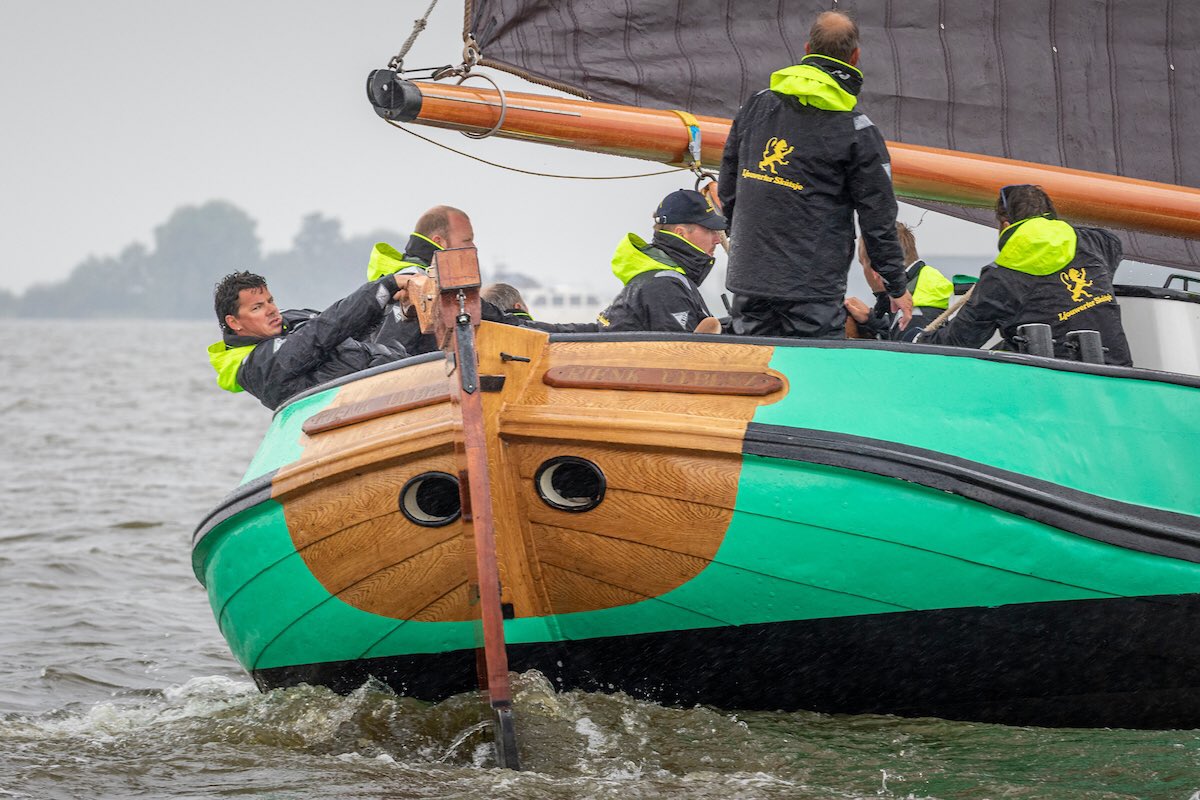 skutsjeljouwert's tweet photo. #rainymood💦
Het dialectenwoordenboek kent 161 spreekwoorden met #regen!🌧 Su segge de #Liwwadders: ut regent ouwe wieven en hânspaken!☔️
📸 @Thomasvaer
📍 #SKS #2019 #Elahuizen https://t.co/lOs3SmU5y7